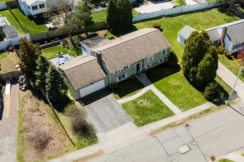 a view of a patio in front of house