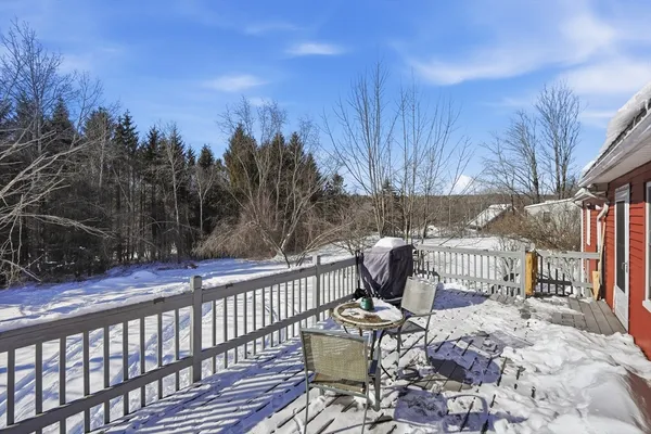 $325,000 | 47 Old Post Road, Worthington, MA 01098