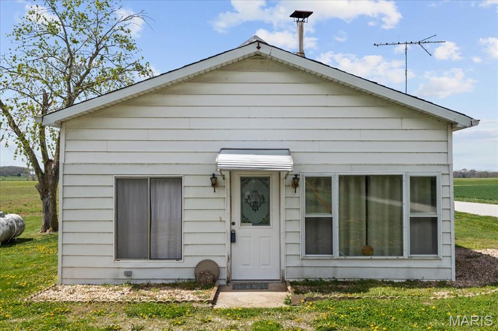 6202 Goeddeltown Road Waterloo, IL 62298 - Photo 2 of 15