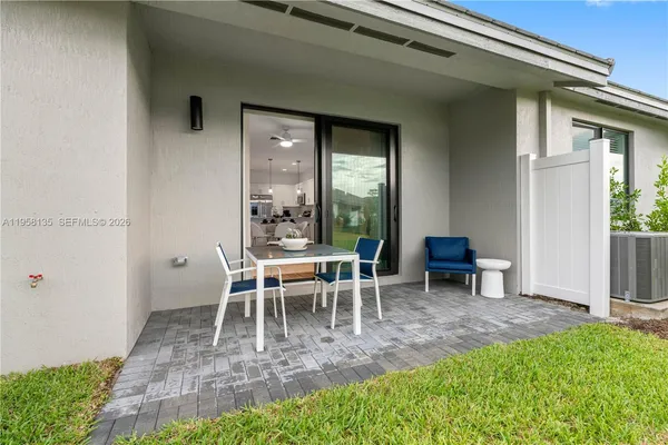 $3,827 | 7311 Ivory Spg Way, Unit LUMINOSA, Delray Beach, FL 33446