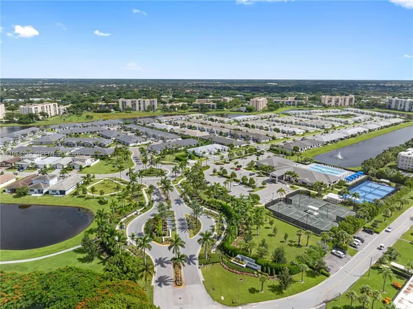 $3,827 | 7311 Ivory Spg Way, Unit LUMINOSA, Delray Beach, FL 33446