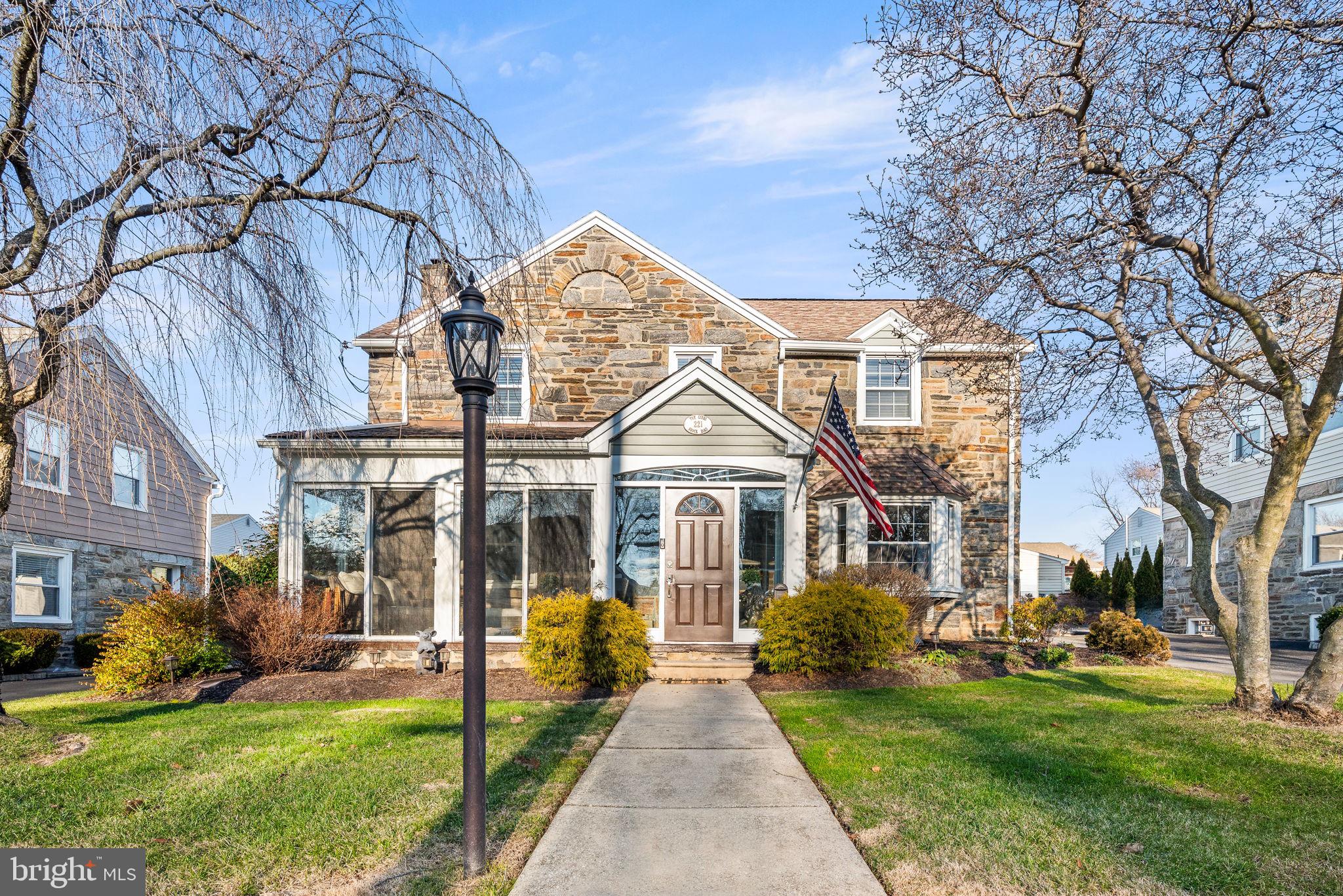 4 BEDROOM UPDATED HOME WITH POOL