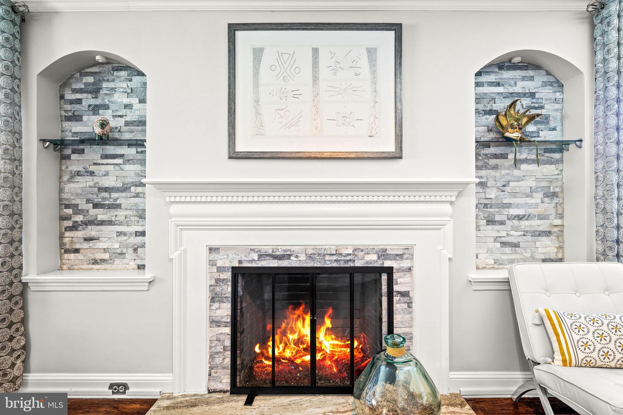 221 Brock Road Springfield, PA 19064 - Photo 7 of 33 AMAZING GAS FIREPLACE