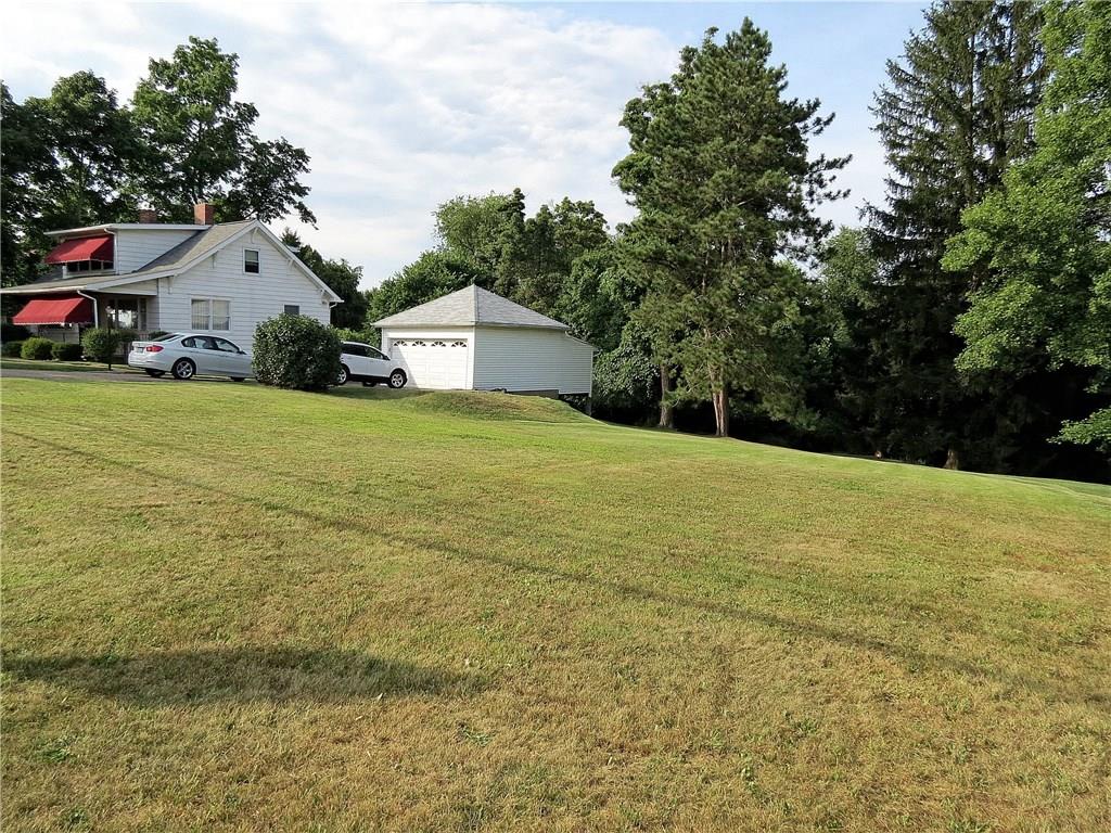 1921 Ridge Rd Extension Economy, PA 15003 - Photo 23 of 24 Side yard.