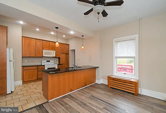 $2,500 | 778 Starr Street, Phoenixville, PA 19460