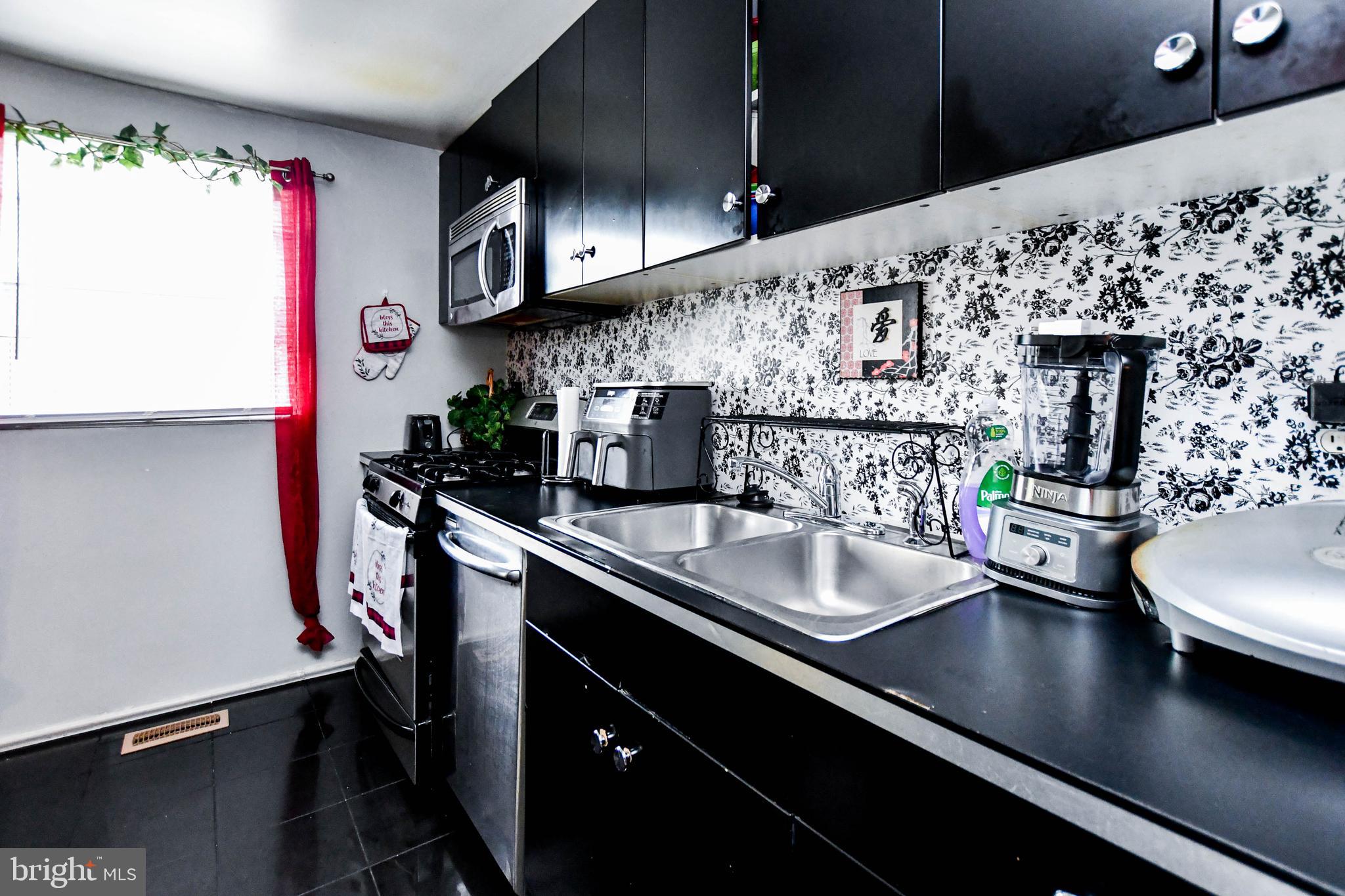 12608 Lunan Road Clinton, MD 20735 - Photo 10 of 39