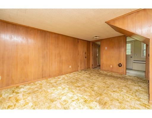 117 Woodland Road Springfield, MA 01129 - Photo 28 of 30 a view of empty room