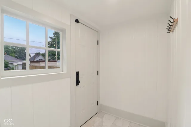 $1,750 | 615 North Grant Avenue, Indianapolis, IN 46201