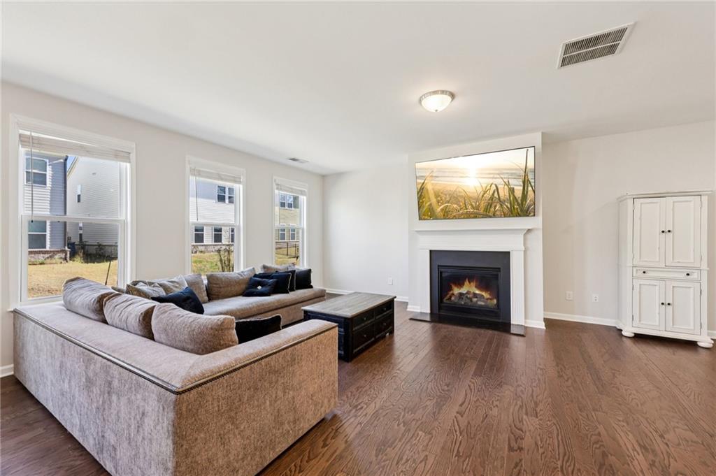 4193 Halton Road Duluth, GA 30097 - Photo 4 of 32