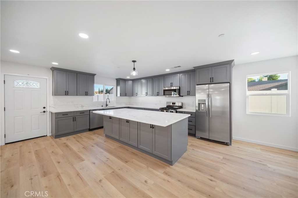 831 North Sunflower Avenue Covina, CA 91724 - Photo 28 of 48