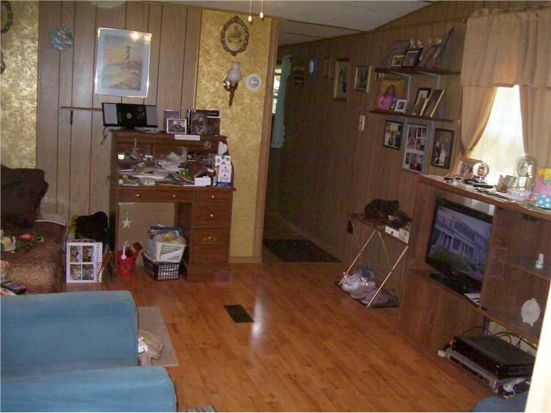 110 Pottle Road Oxford, ME 04270 - Photo 6 of 13 Living Room.