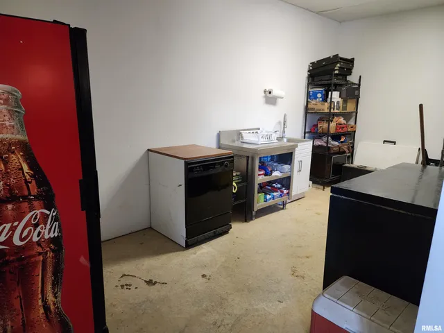 $749,000 | 1230 Highway 45, Vienna, IL 62995