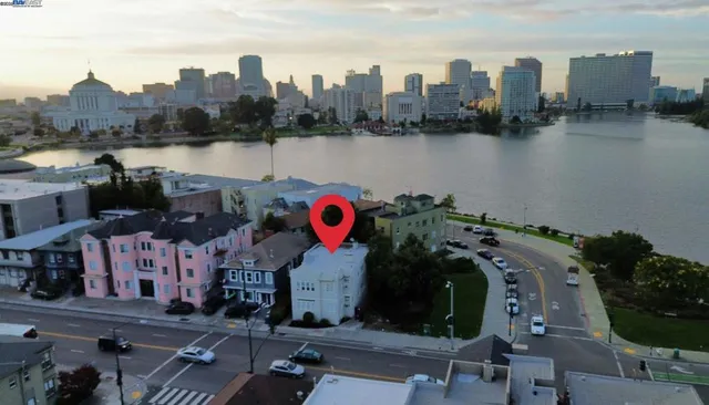 $1,080,000 | 1501-3-5-7 1st Avenue, Oakland, CA 94606