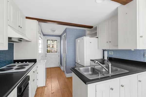 $550,000 | 26 Grove Street, Bath, ME 04530