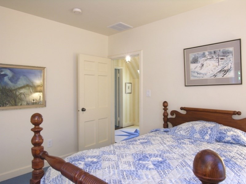 330 Gray Craig Road Middletown, RI 02842 - Photo 26 of 31