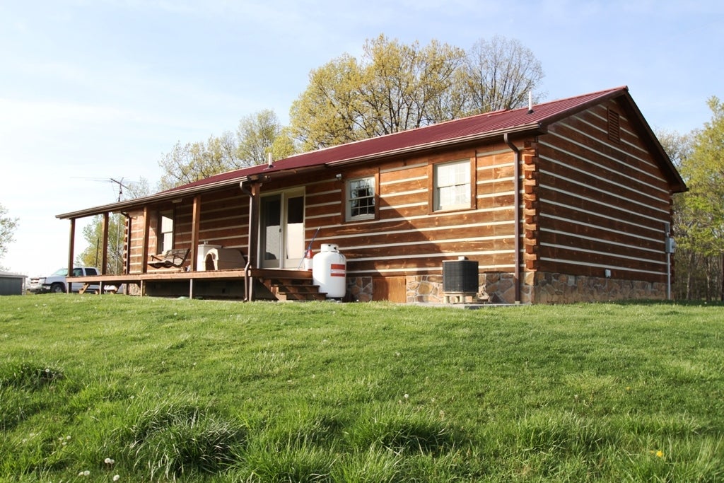 101 Windy Ridge Lane Lindside, WV 24951 - Photo 19 of 30 Back & side view