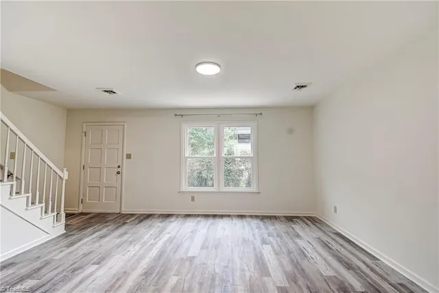 $1,500 | 115 South Mendenhall Street, Unit C, Greensboro, NC 27403