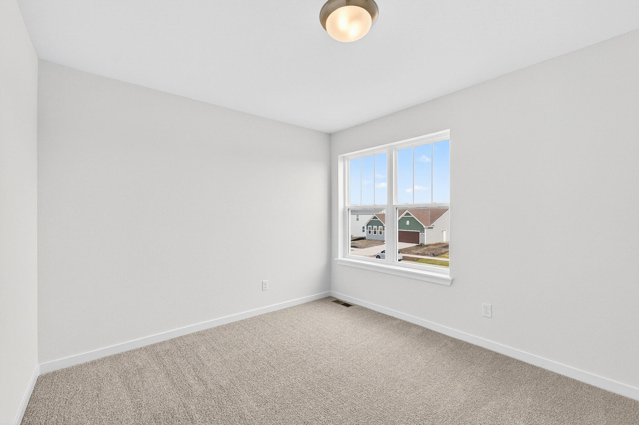 674 Stonefield Lane Whitewater, WI 53190 - Photo 24 of 40 Bedroom 3
