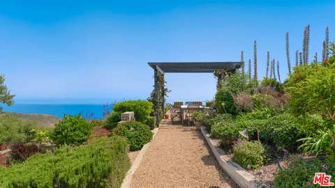 $14,995,000 | 2900 Corral Canyon Road, Malibu, CA 90265