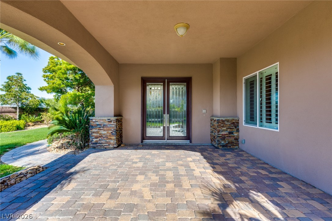 5876 South Lindell Road Las Vegas, NV 89118 - Photo 3 of 43