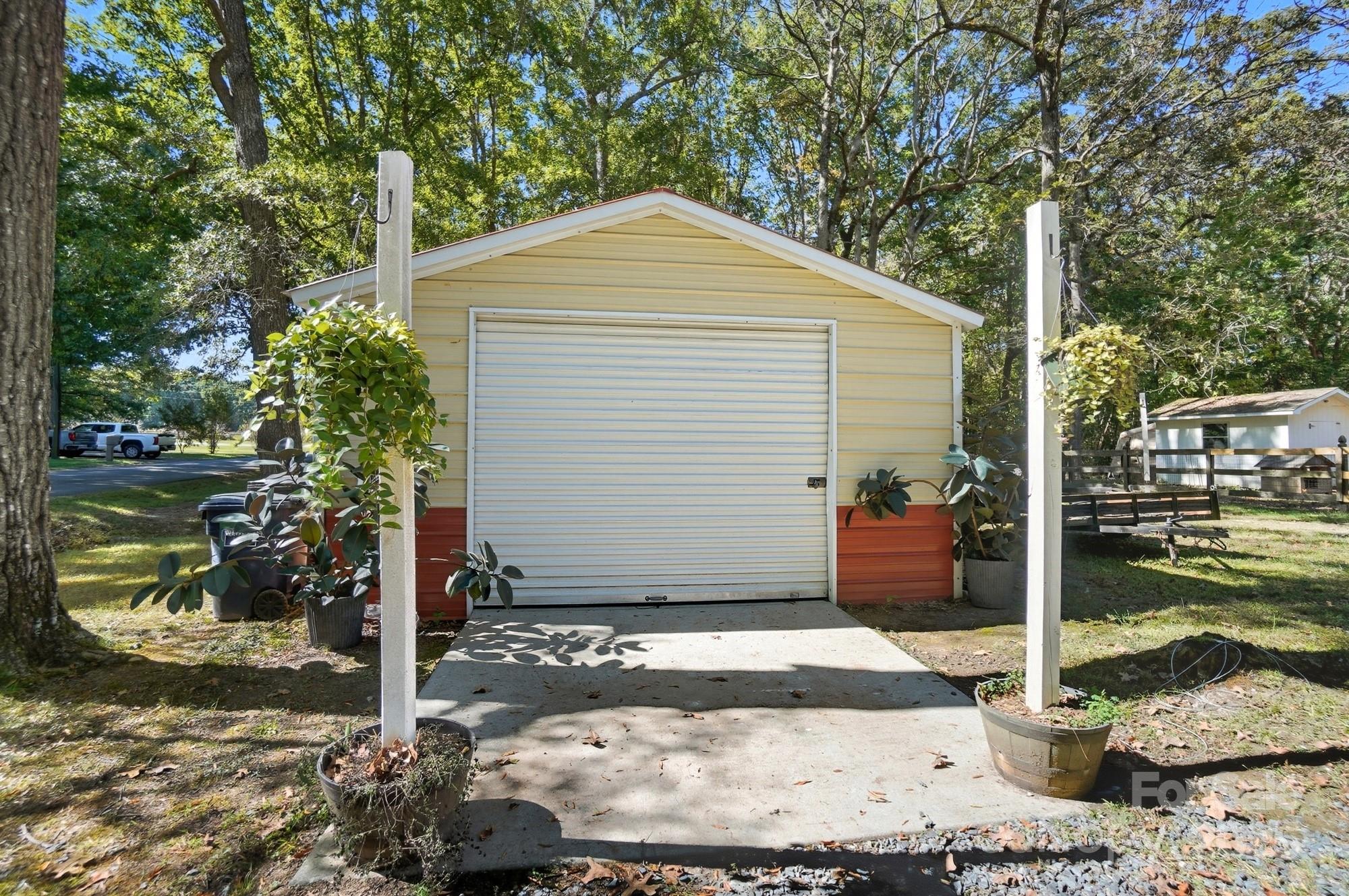 109 Carter Road Monroe, NC 28110 - Photo 8 of 48 a front view of a house with a yard