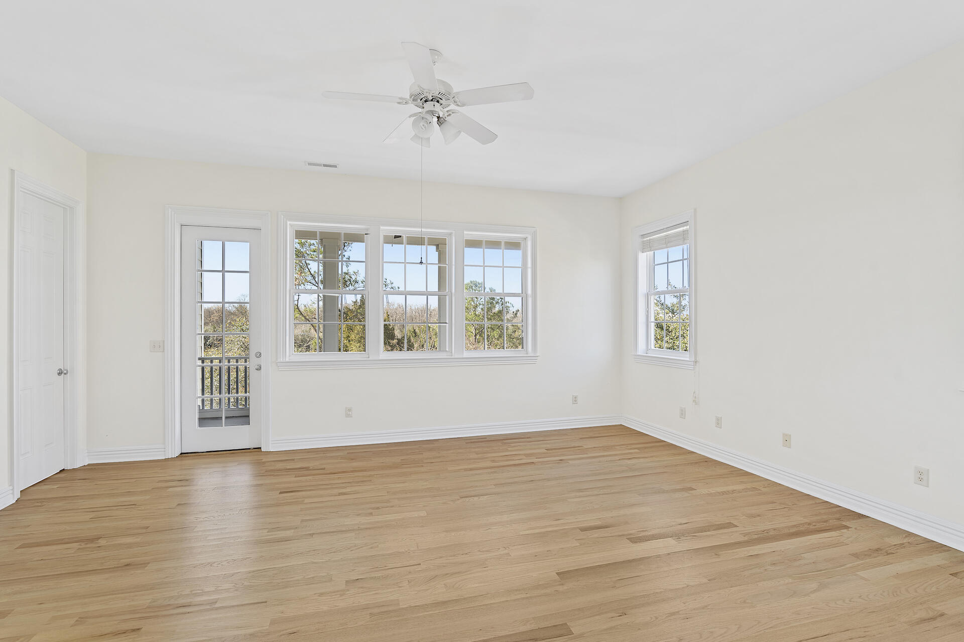 7848 Farr Street Daniel Island, SC 29492 - Photo 13 of 41 15