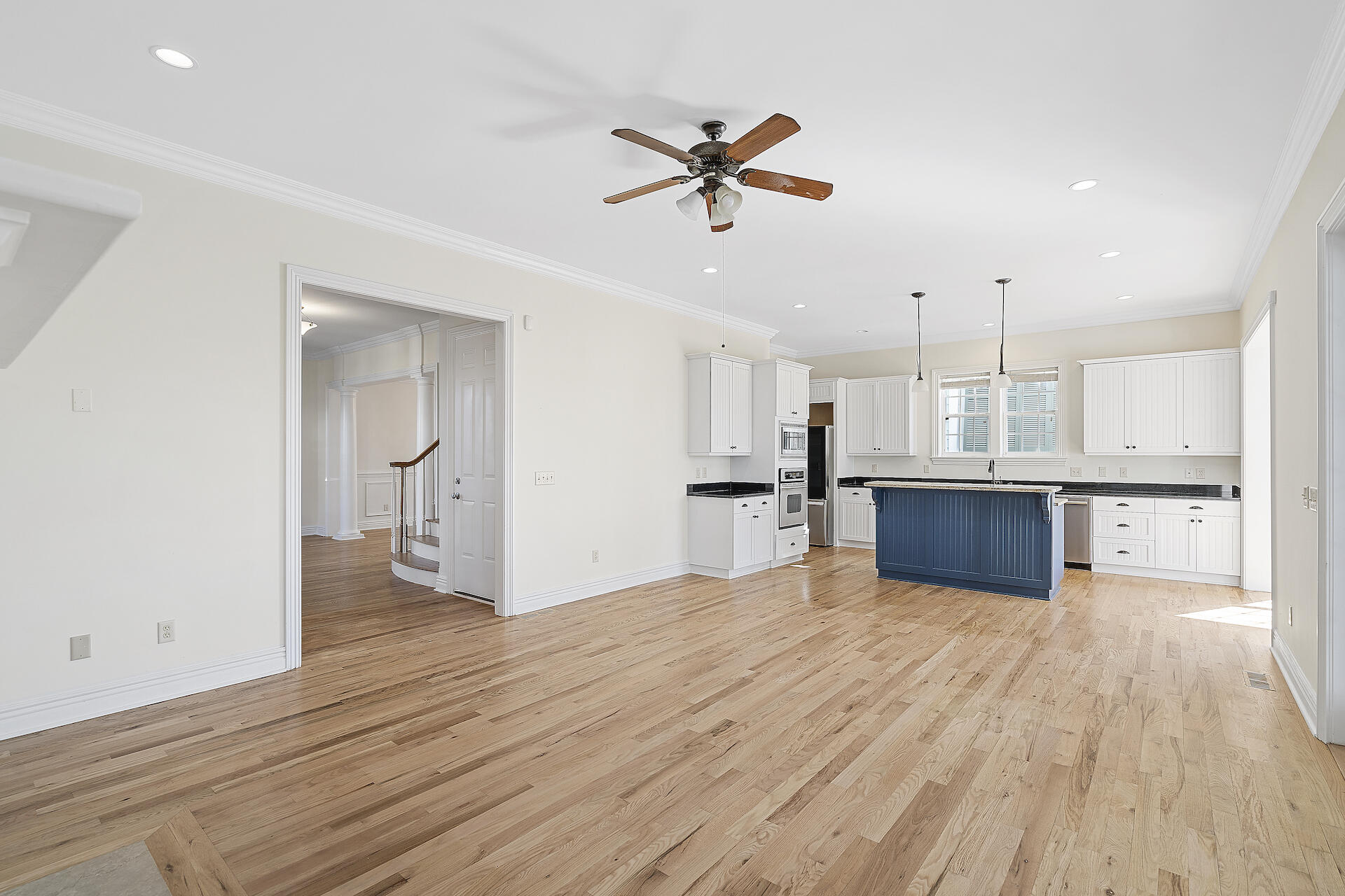 7848 Farr Street Daniel Island, SC 29492 - Photo 7 of 41 9