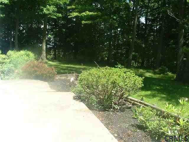 482 Weast Road Rotterdam, NY 12306 - Photo 15 of 17 Photo 15