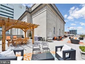 $328,000 | 1600 Arch Street, Unit 1002, Philadelphia, PA 19103
