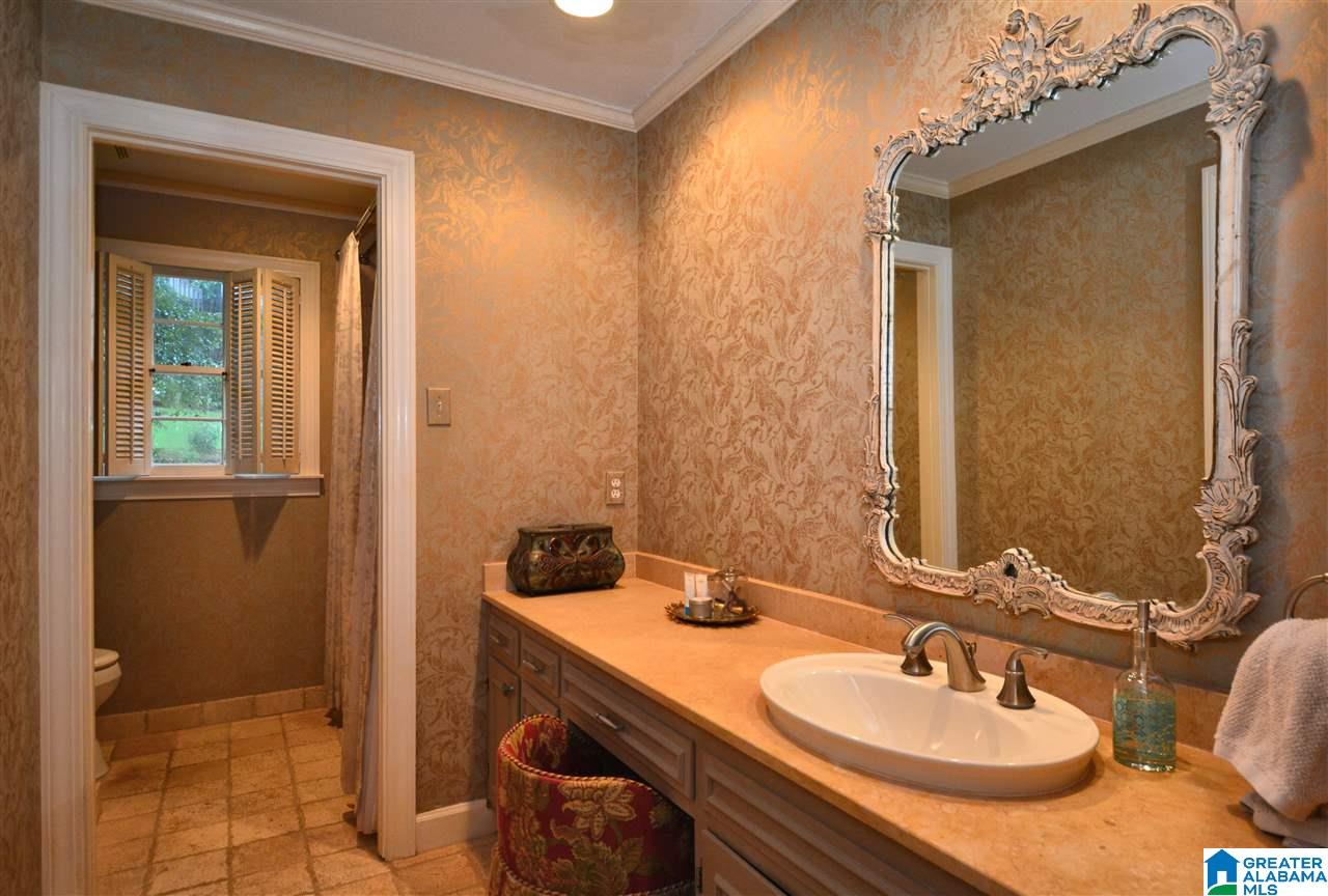 3638 Brookwood Road Birmingham, AL 35223 - Photo 19 of 34