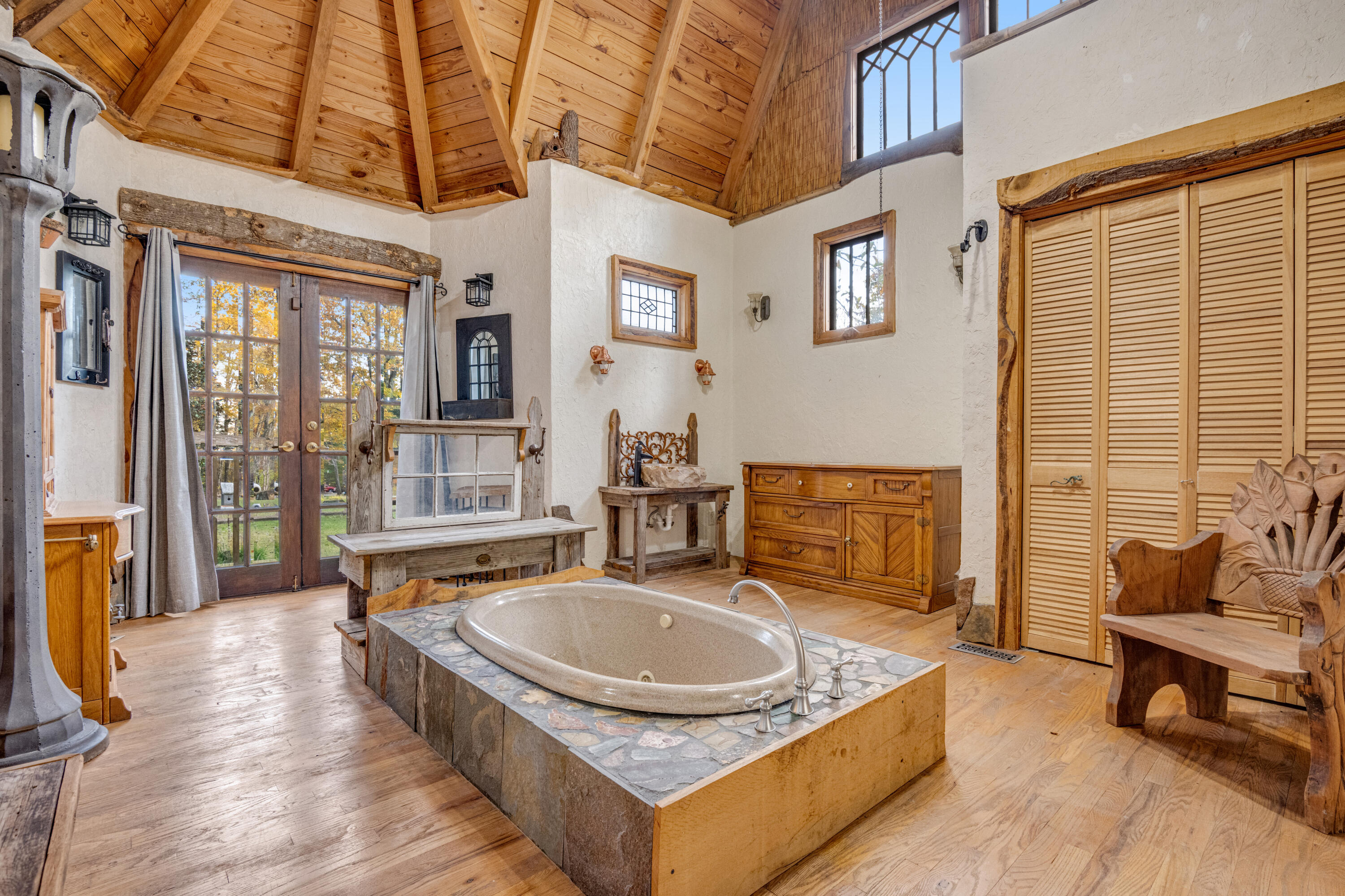 3002 Wilson Avenue Signal Mountain, TN 37377 - Photo 25 of 48 master on the main master bathroom