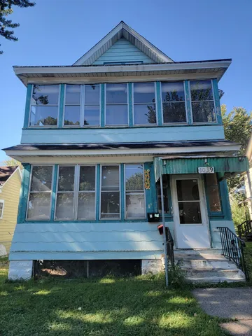 $215,000 | 1039 Edgerton Street, St. Paul, MN 55130