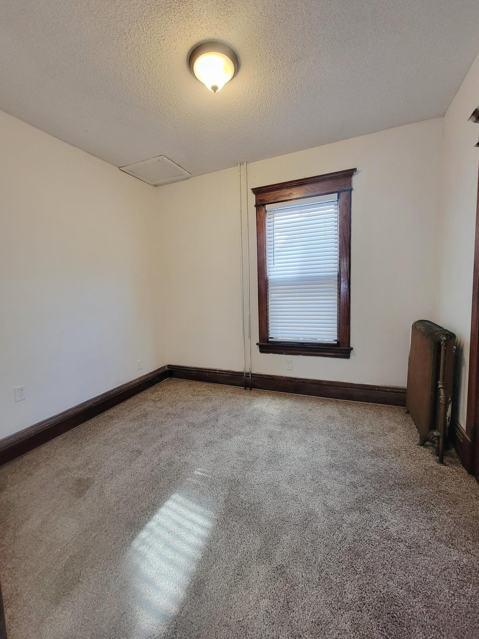 1039 Edgerton Street St. Paul, MN 55130 - Photo 8 of 14