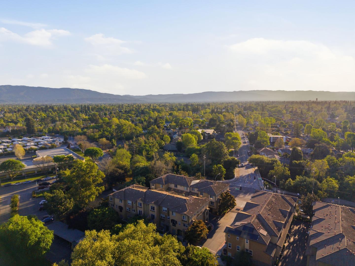 2070 Almaden Road San Jose, CA 95125 - Photo 31 of 36 a view of a city
