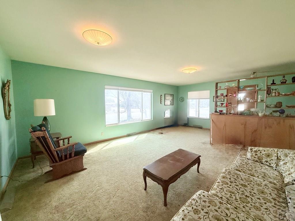 381 Kansas Street Springfield, CO 81073 - Photo 3 of 24