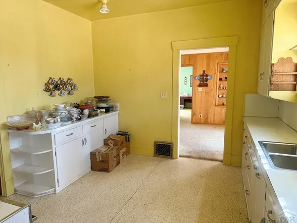 $82,500 | 381 Kansas Street, Springfield, CO 81073