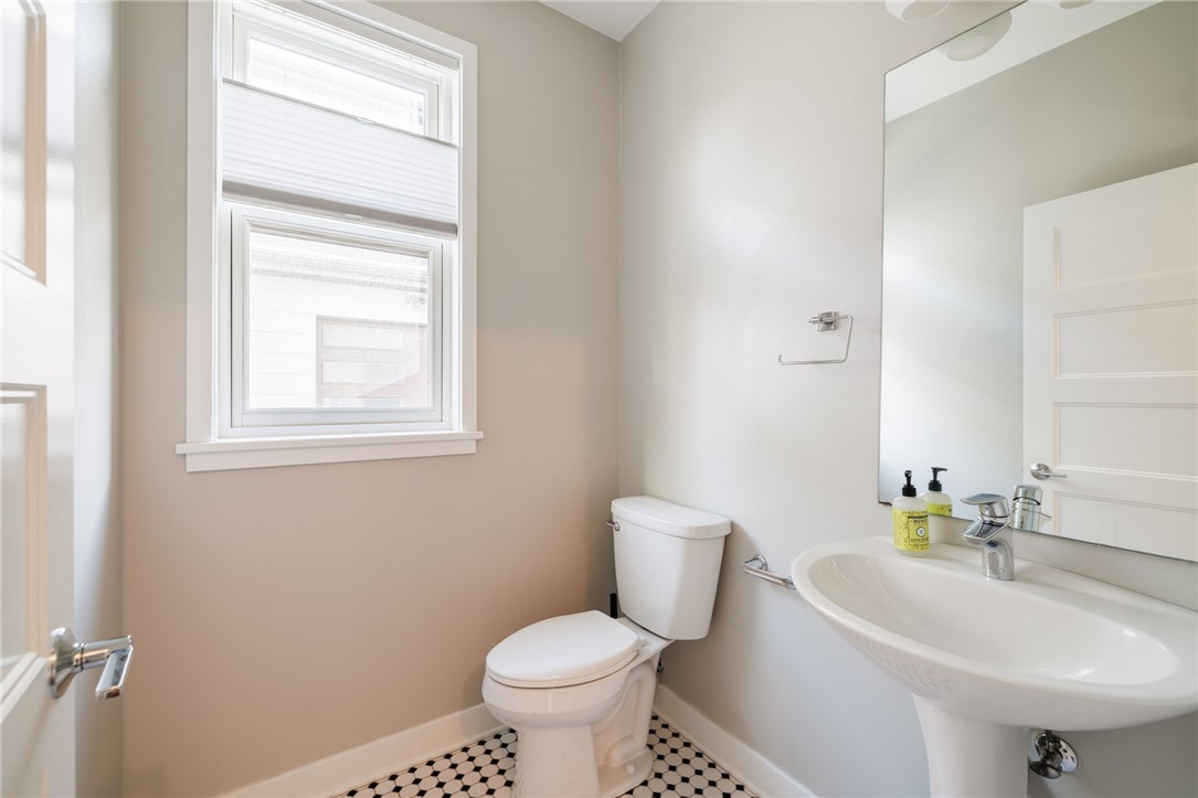 76 Charlotte Street Rochester, NY 14607 - Photo 20 of 47