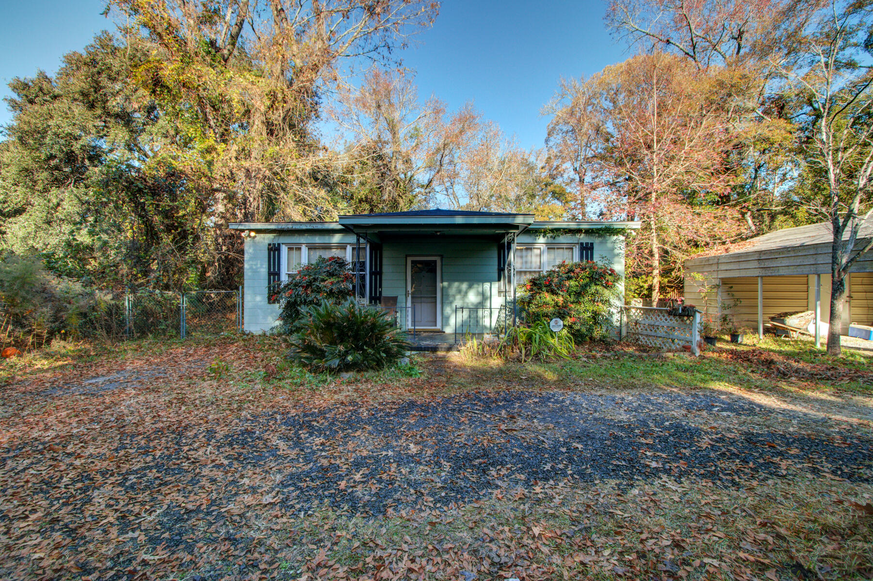 1422 Orange Grove Road Charleston, SC 29407 - Photo 5 of 27 1422 Orange Grove Rd, Charleston SC (4)