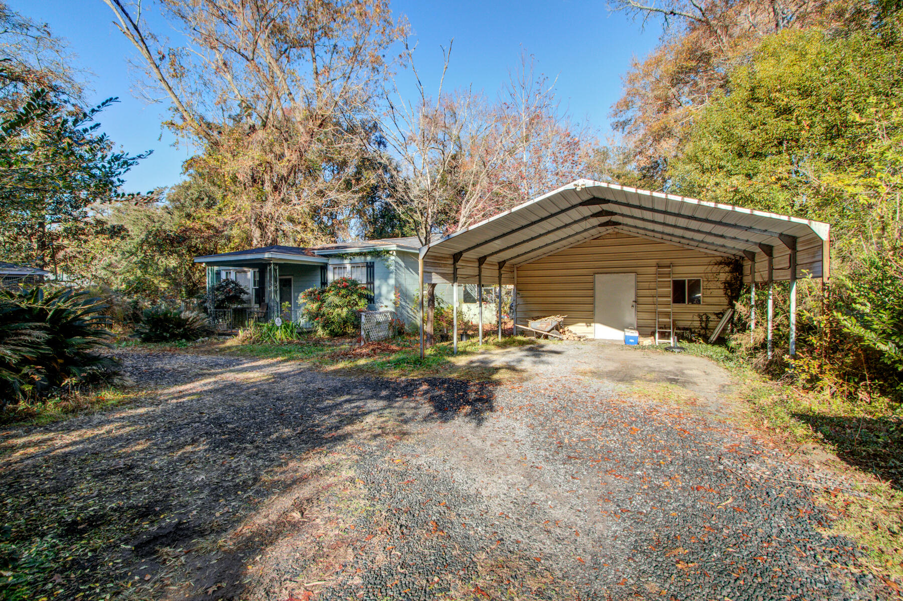 1422 Orange Grove Road Charleston, SC 29407 - Photo 7 of 27 1422 Orange Grove Rd, Charleston SC (6)