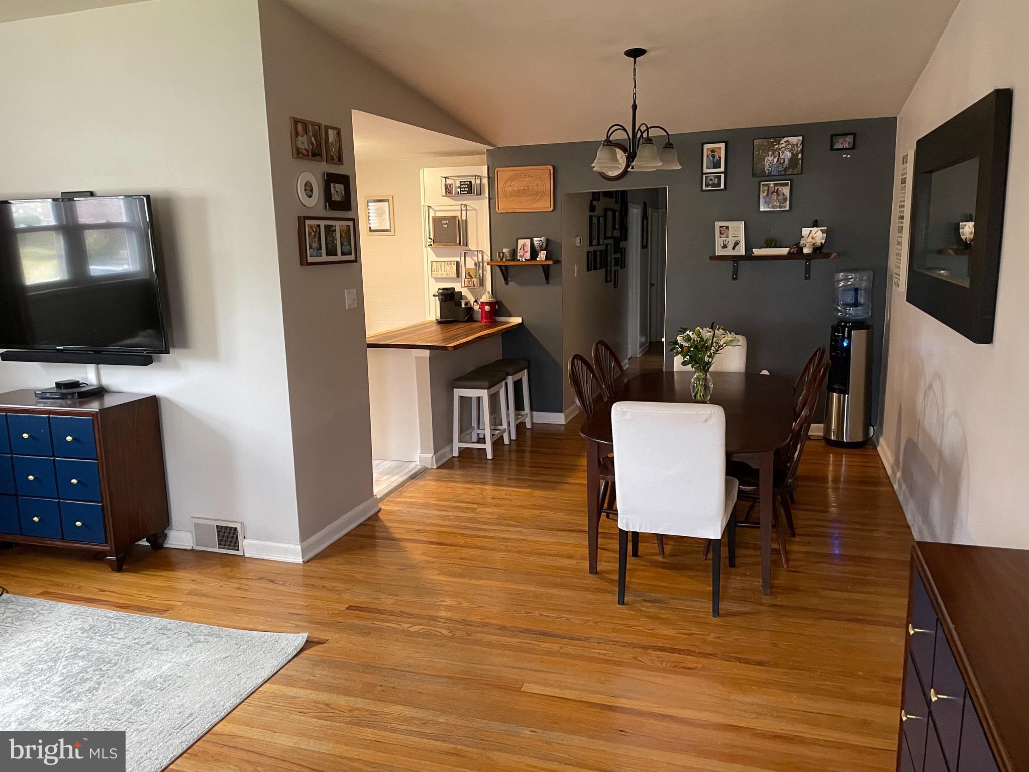 615 Wanamaker Road Jenkintown, PA 19046 - Photo 3 of 23 Dining