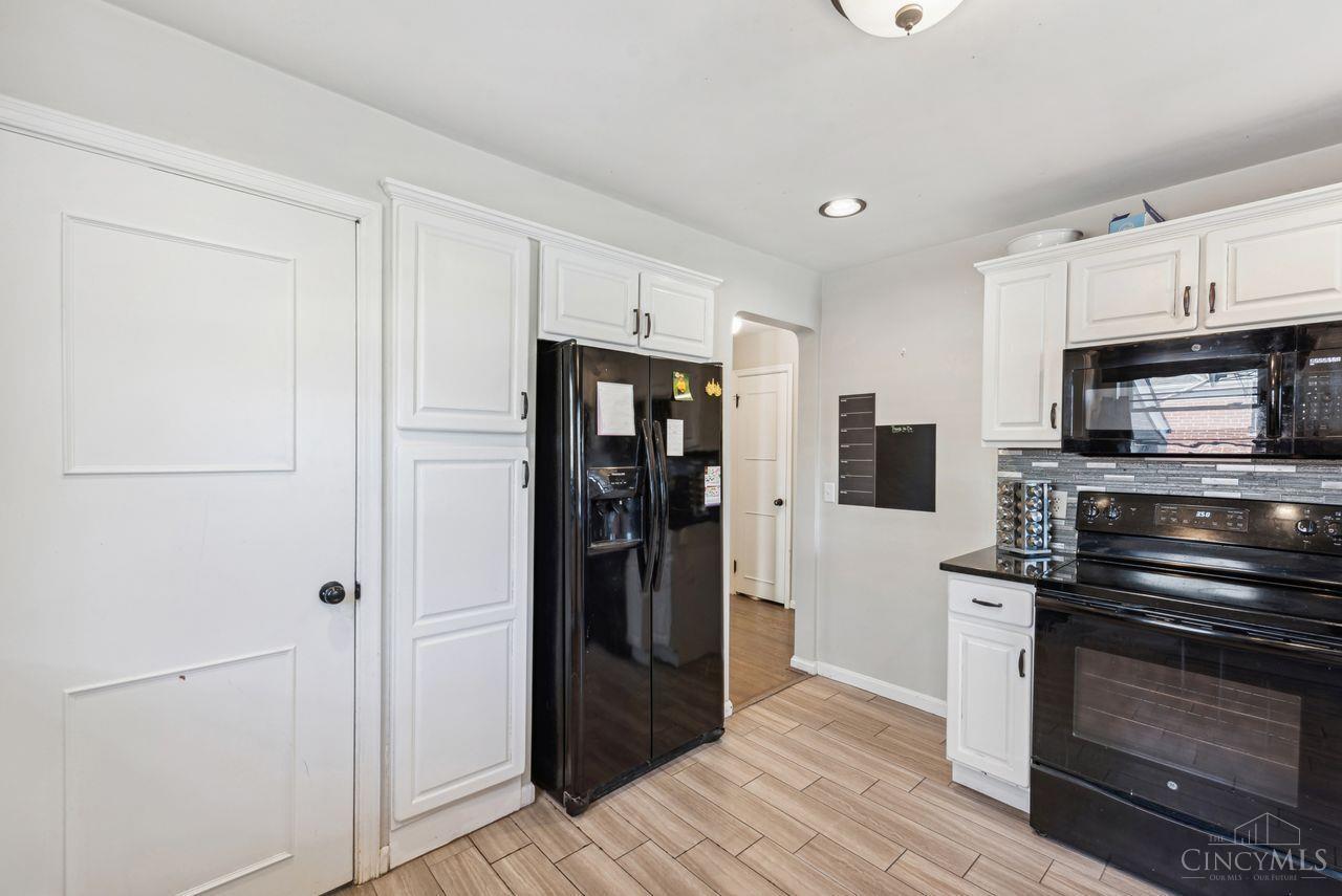 3309 West Galbraith Road Cincinnati, OH 45239 - Photo 13 of 35 Gallery Image 13