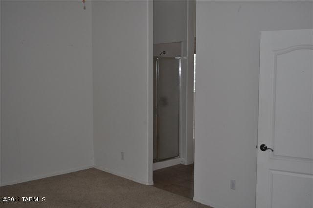 5726 West Desert Portal Road Tucson, AZ 85735 - Photo 10 of 25