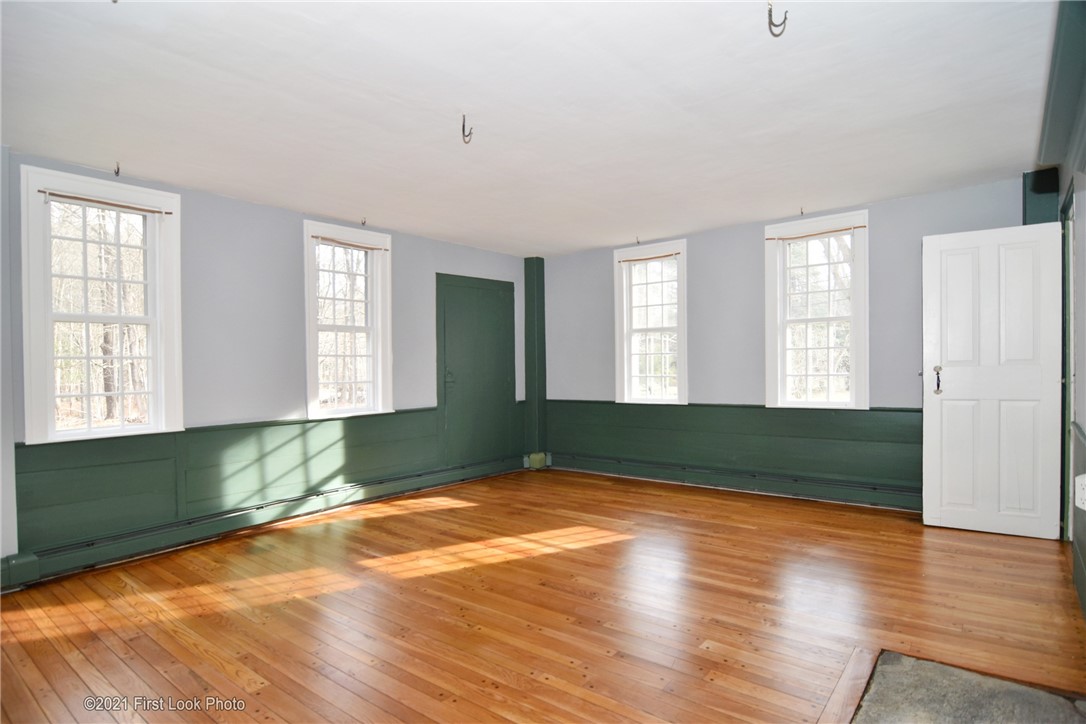 207 Rocky Hill Road Scituate, RI 02857 - Photo 6 of 49