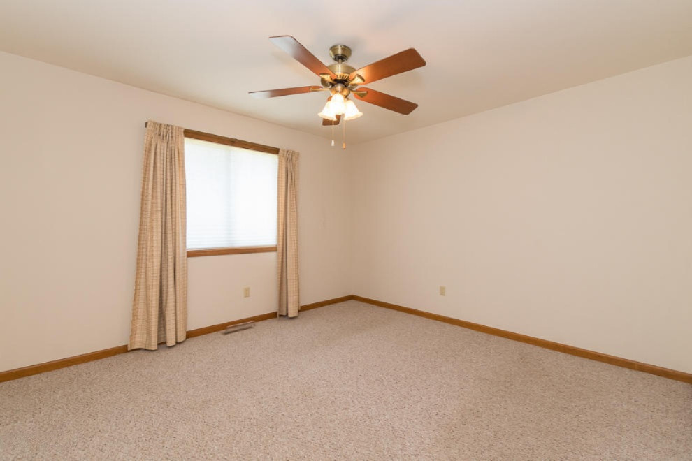 5080 Green Meadow Road Kalamazoo, MI 49009 - Photo 13 of 25 RN5_5926