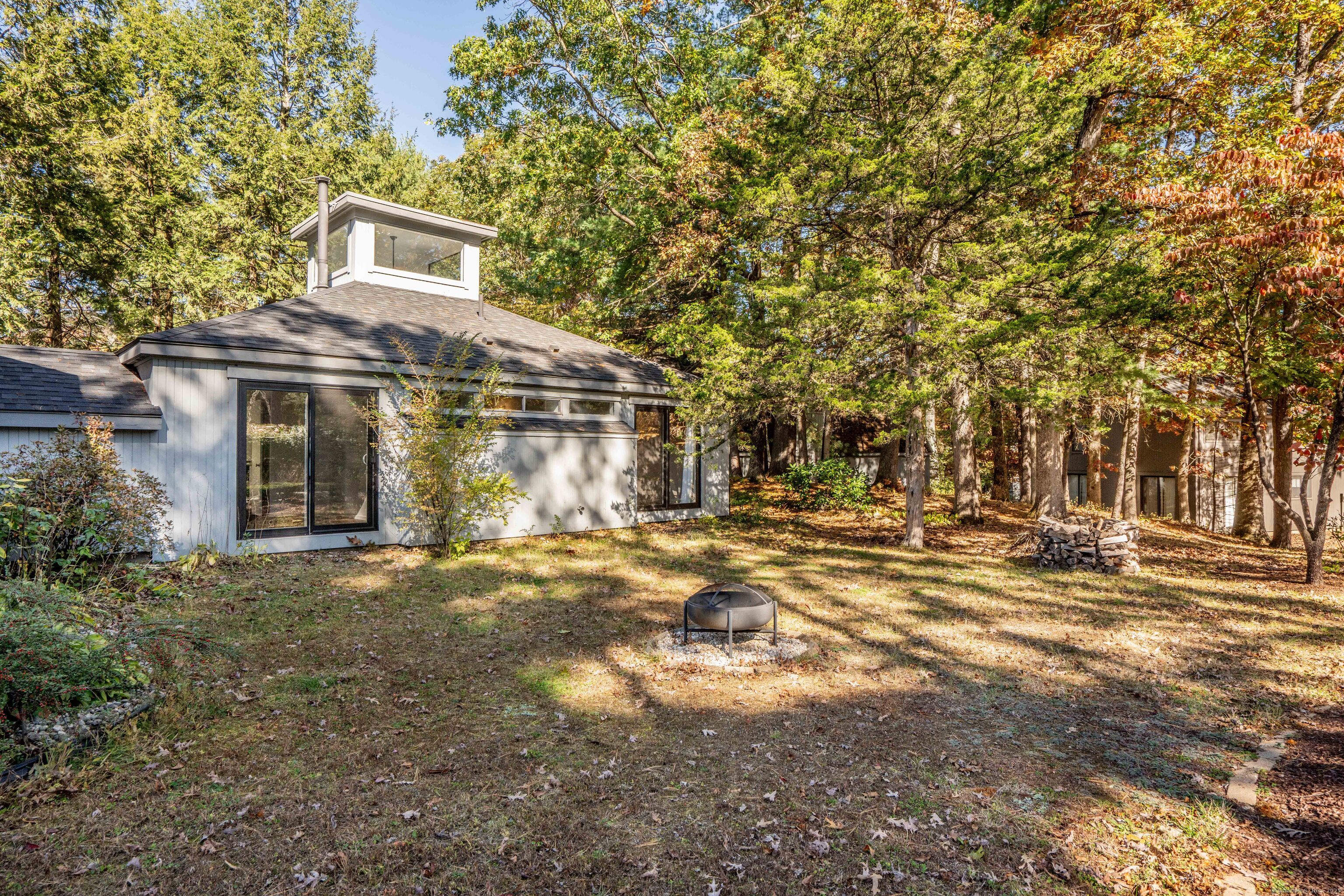 1 Morningside Court, Unit 1 Avon, CT 06001 - Photo 30 of 31 a front view of a house with a garden