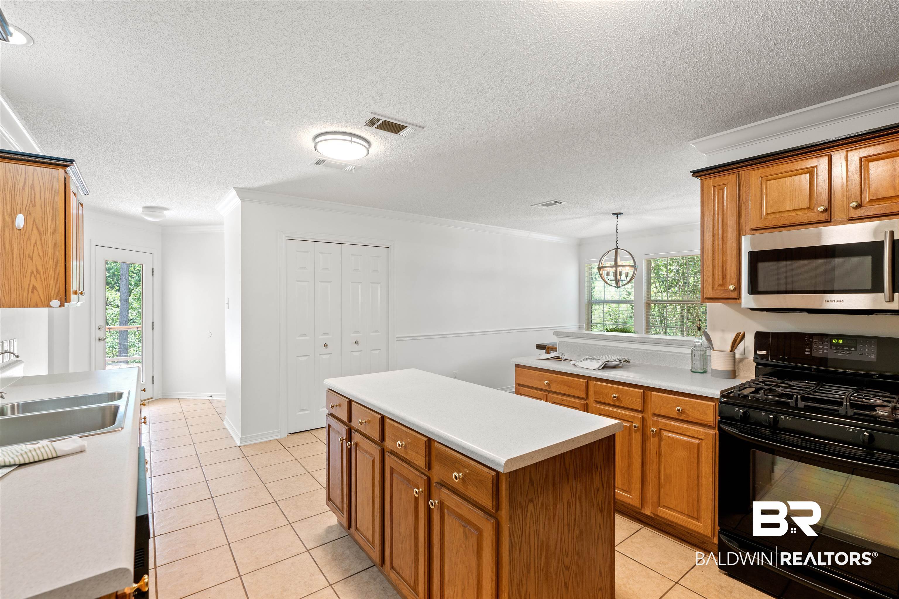 8328 Rocking Horse Circle Daphne, AL 36526 - Photo 11 of 30 Kitchen