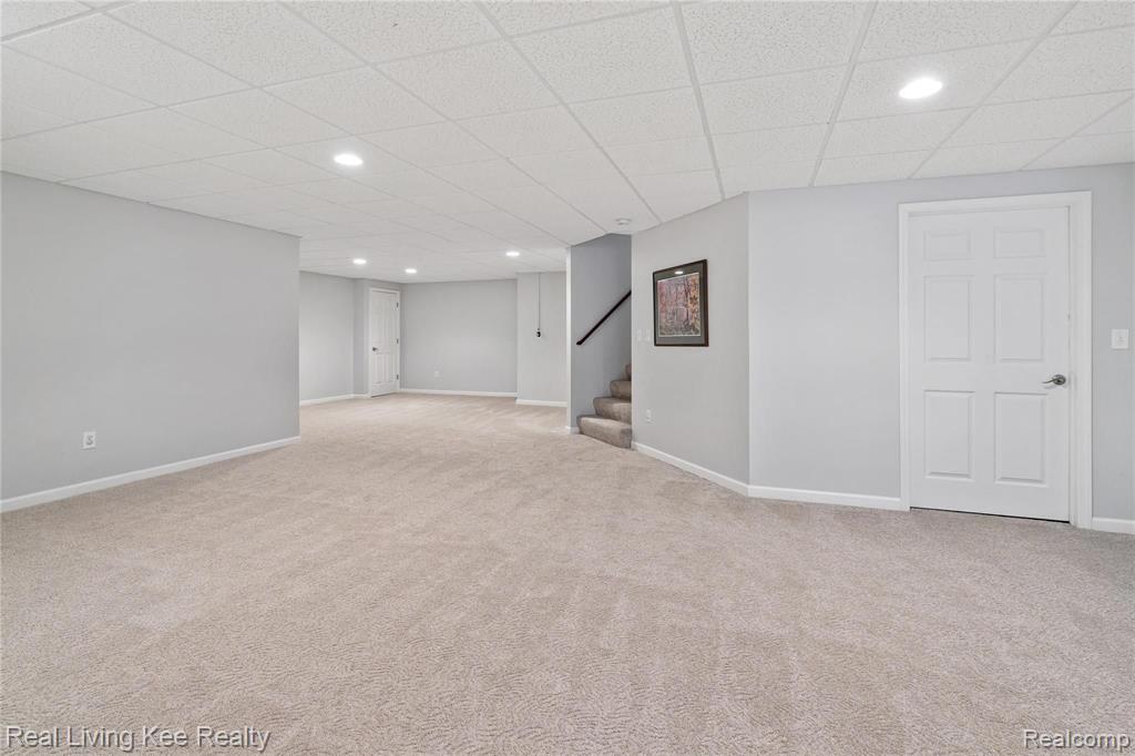 3821 Windingbrook Circle Rochester Hills, MI 48309 - Photo 25 of 33