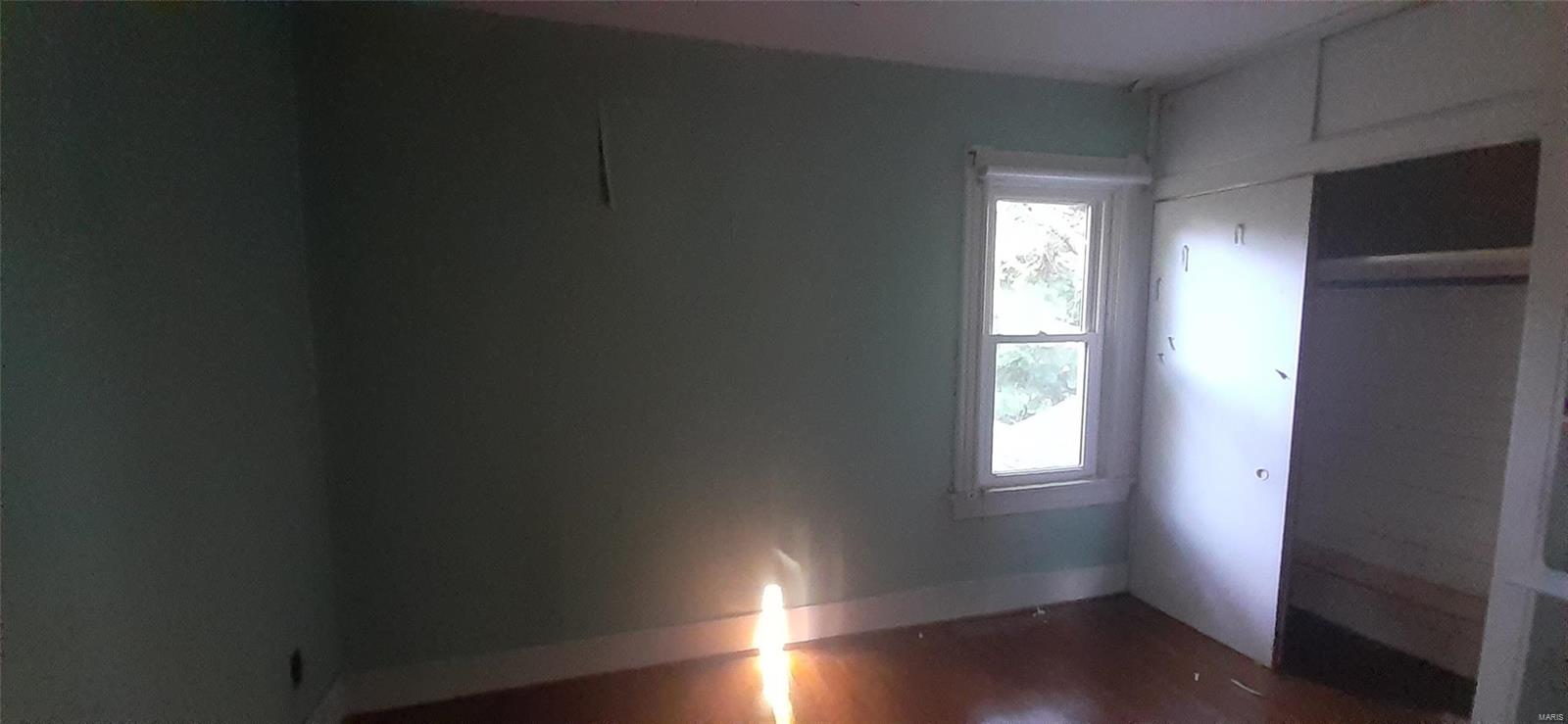 409 Carson Road St. Louis, MO 63135 - Photo 7 of 13