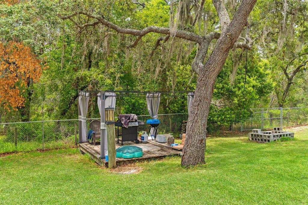7876 Ridge Road Weeki Wachee, FL 34613 - Photo 45 of 54