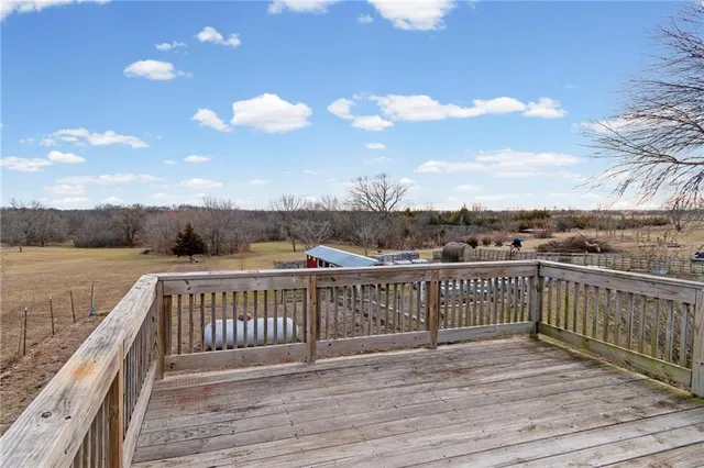 $325,000 | 5730 Southeast 33rd Highway, Osborn, MO 64474